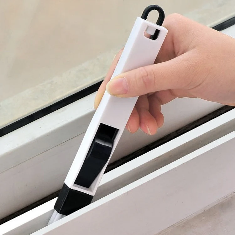 Detachable keyboard brush and dustpan — black
